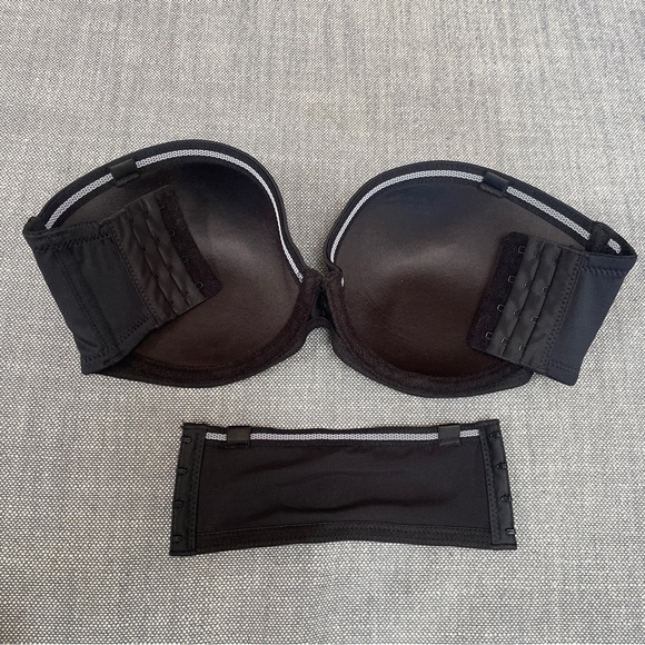 Convertable Bra Strapless, Backless, Clear Straps, or Traditional, Black 34 D - Picture 2 of 10